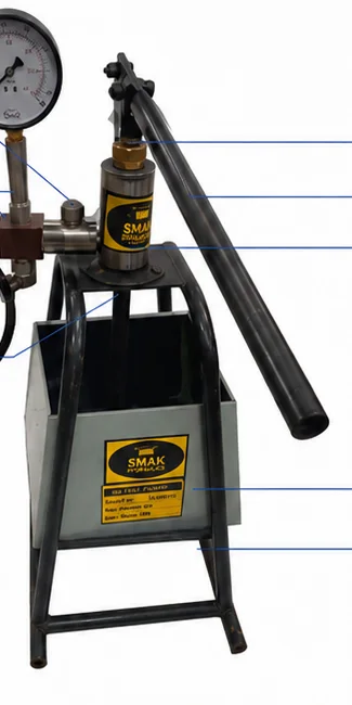 Manual pressure test pump, low pressure (to 210 bar)