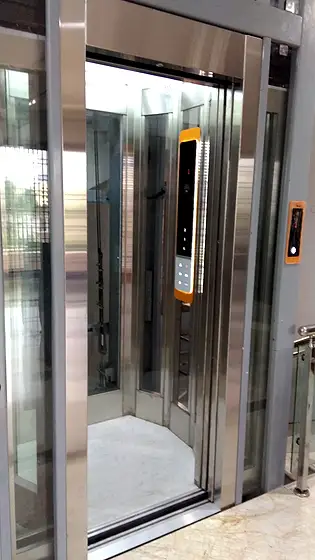 Lift cabin interior by HLA