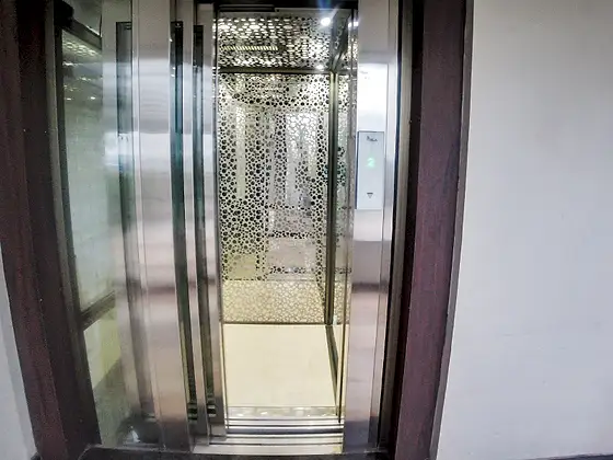 Lift cabin interior by HLA