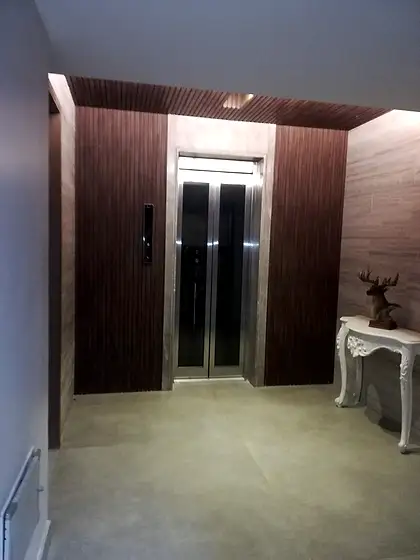 Hydraulic home lift installed by HLA