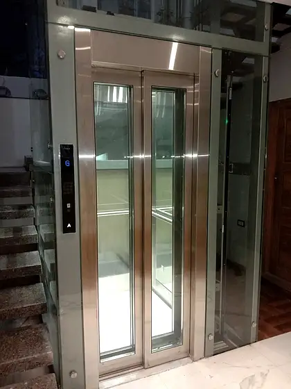 Hydraulic home lift installed by HLA