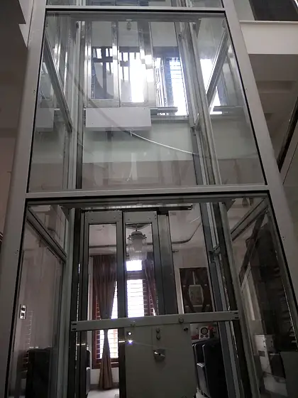 Hydraulic home lift installed by HLA