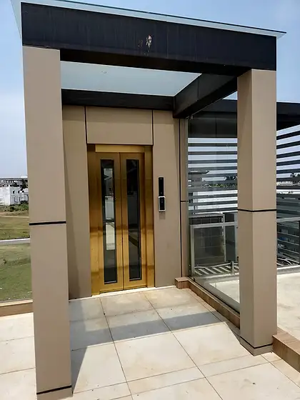 Hydraulic home lift installed by HLA
