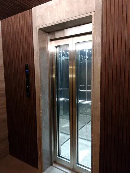 Hydraulic home lift installed by HLA