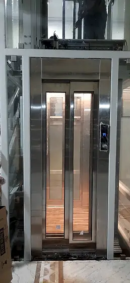 Hydraulic home lift installed by HLA