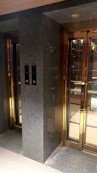 Hydraulic home lift installed by HLA