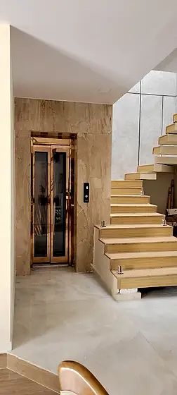 Hydraulic home lift installed by HLA