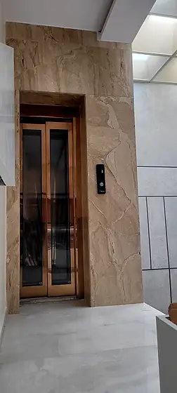 Hydraulic home lift installed by HLA