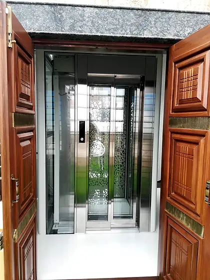 Hydraulic home lift installed by HLA