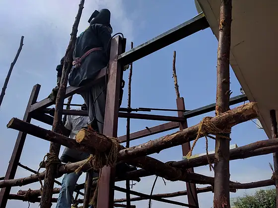 HLA crew at work: shaft and scaffold