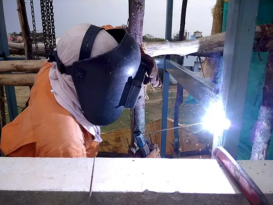 HLA crew at work: workshop and welding